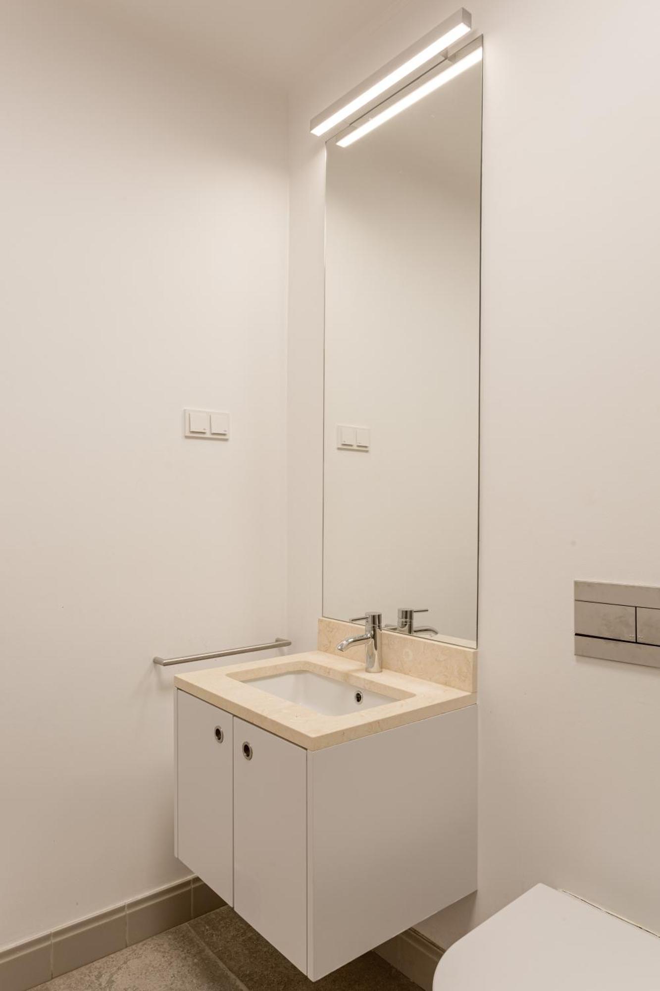 Joivy Modern Flat With River View Near Bica Elevator Apartamento