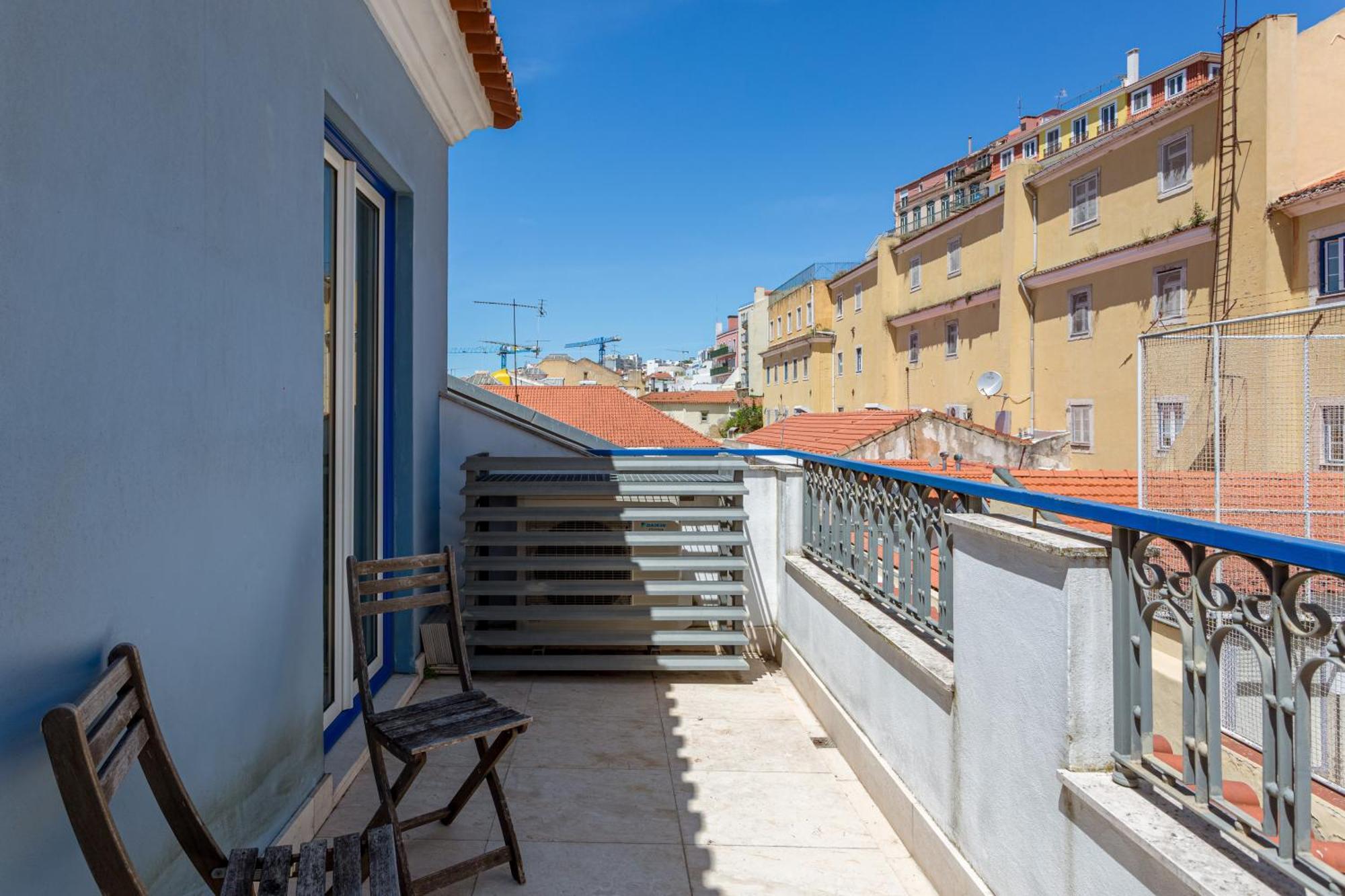 Joivy Modern Flat With River View Near Bica Elevator Apartamento Lisboa